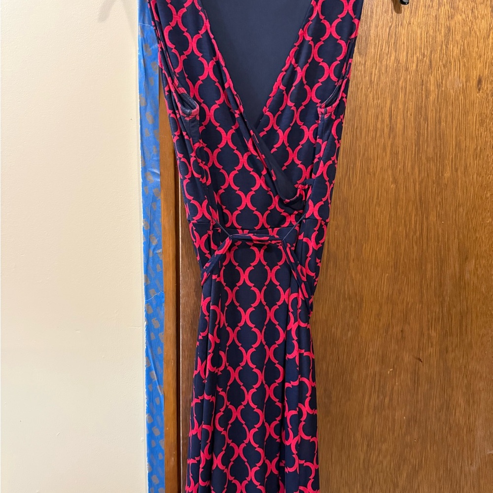 41 Hawthorn Black and Pink Geometric Maxi Dress